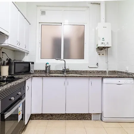 La Casa De Espejos Homestay Valencia